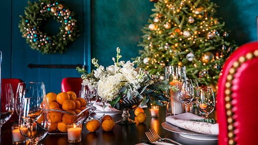 twin-farms-christmas-table